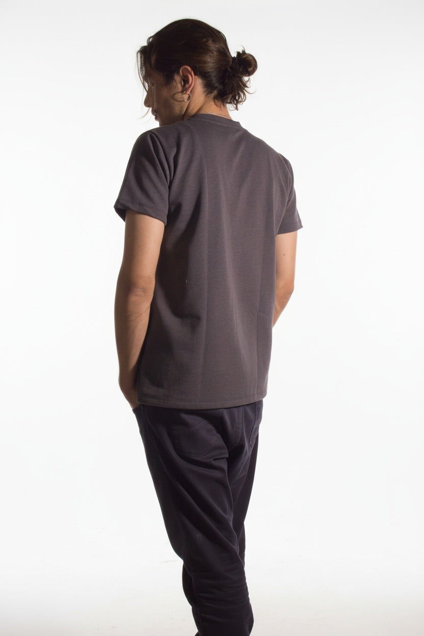 Camiseta Bards With No Nation